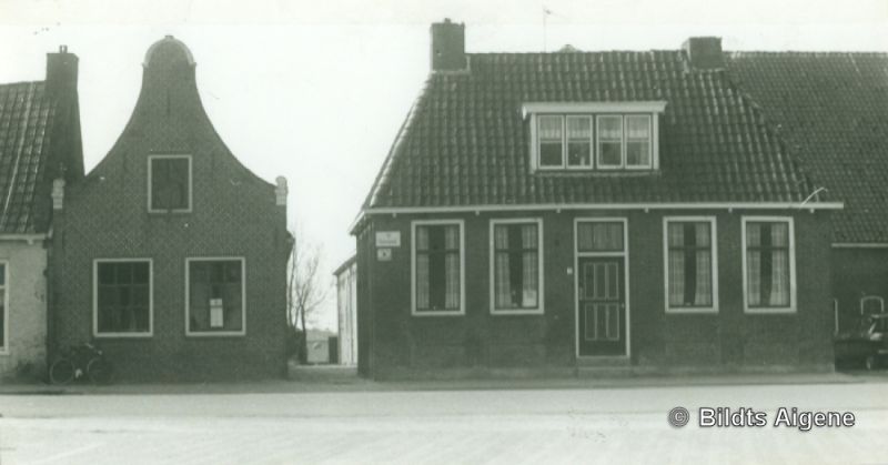 “KYFHûECK” (W.Dijkstrastraat 4) 